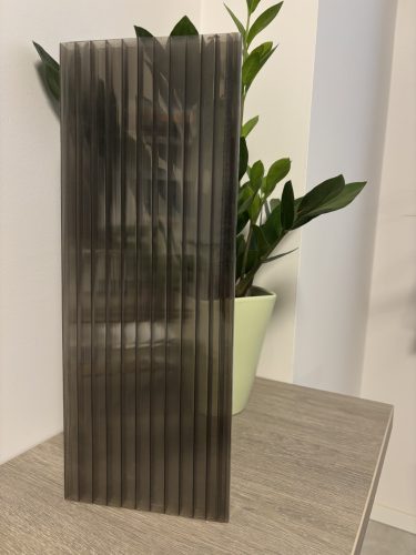 Üregkamrás Bronz polikarbonát, 16 mm-es, 7 falú, 6 kamrás  1,05 x 2 m